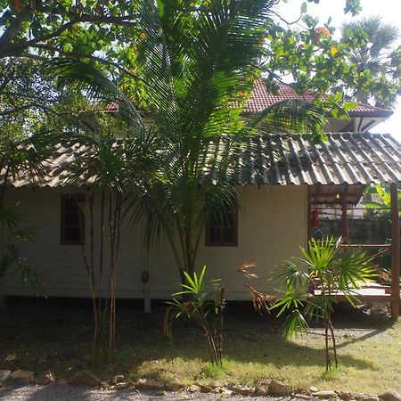 Thai House Beach Resort Ko Lanta Dış mekan fotoğraf
