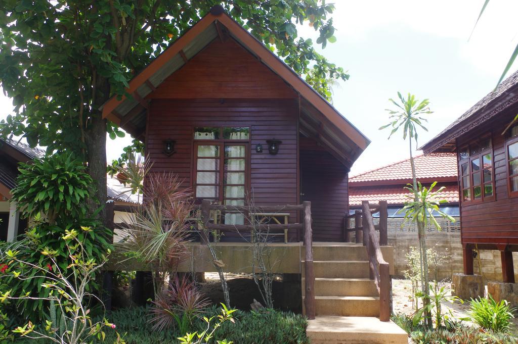 Thai House Beach Resort Ko Lanta Dış mekan fotoğraf